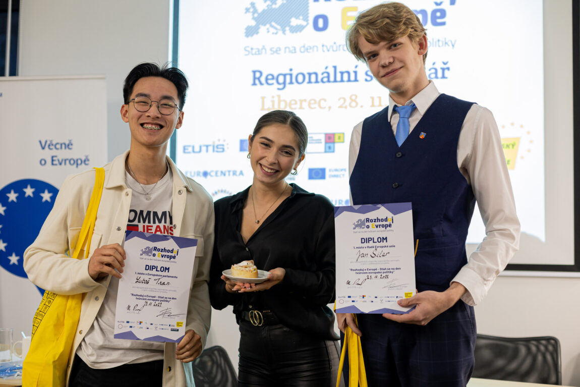 Startuje nový ročník projektu „Rozhoduj o Evropě“ a přináší unikátní příležitost pro mladé středoškoláky